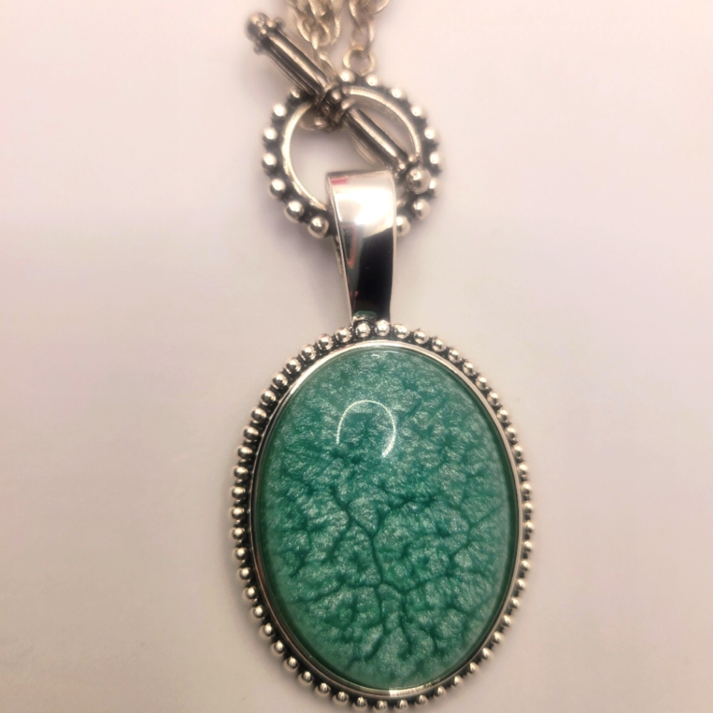 Premier Design necklace